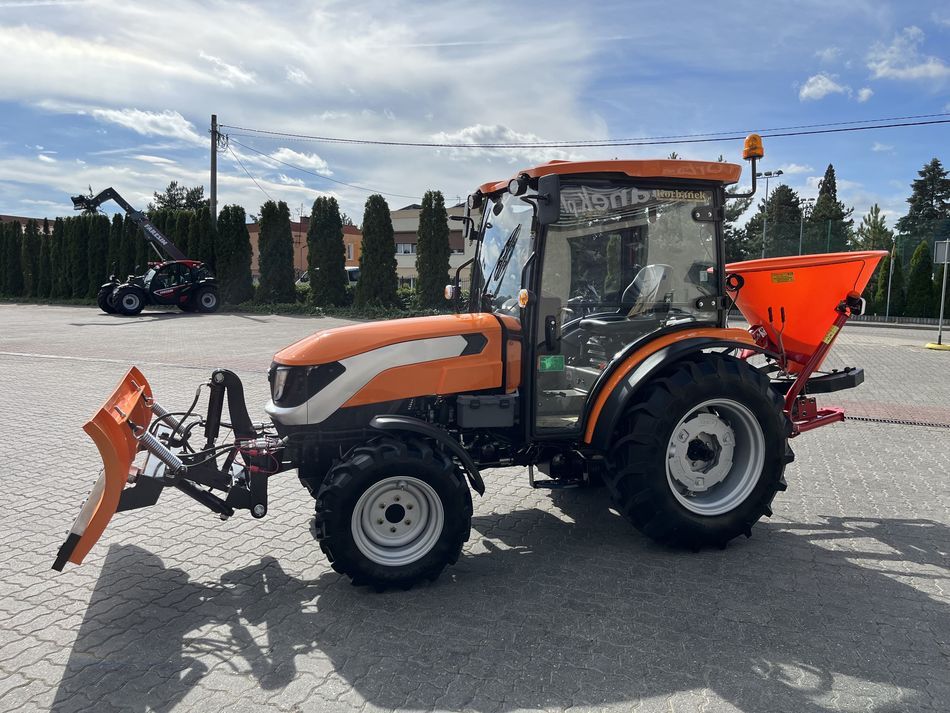 Ciągnik komunalny Traktor komunalny
