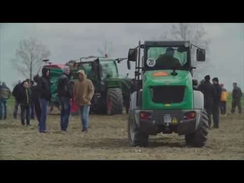 Embedded thumbnail for Pokazy polowe nowości FENDT - Antonowo 14.04.2015