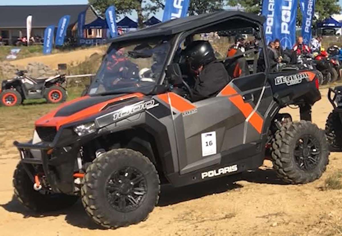 EPS ABS napęd 4x4 2x4 Turf rozpięcie tylnej osi EPS wspomaganie kierownicy dach plastikowy paka załadunkowa z wywrotem wyciągarka 3500 LB linka stalowa 