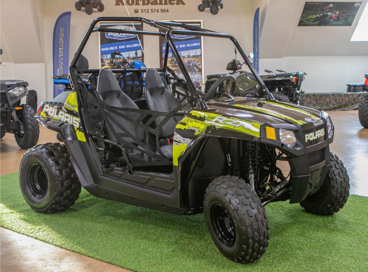 170 RZR Polaris Korbanek RZR 170 Polaris dla dziecka klatka bezpieczeństwa pasy bezpieczeństwa kolor czarny klasyczna kierownica samochodowa korbanek.pl