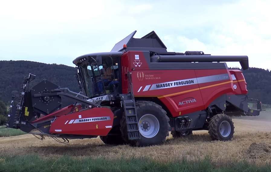 Rostselmash Vector 425 heder kopiowanie terenu Rostselmash Vector 425 spręzyny odpowiedzialne za mechaniczne kopiowanie terenu