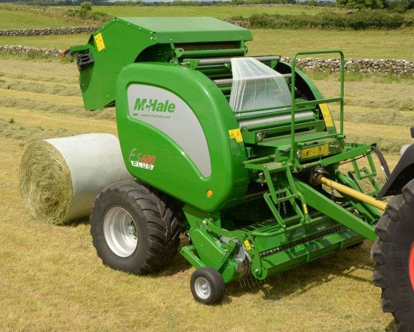 Rostselmash Vector 425 heder kopiowanie terenu Rostselmash Vector 425 spręzyny odpowiedzialne za mechaniczne kopiowanie terenu