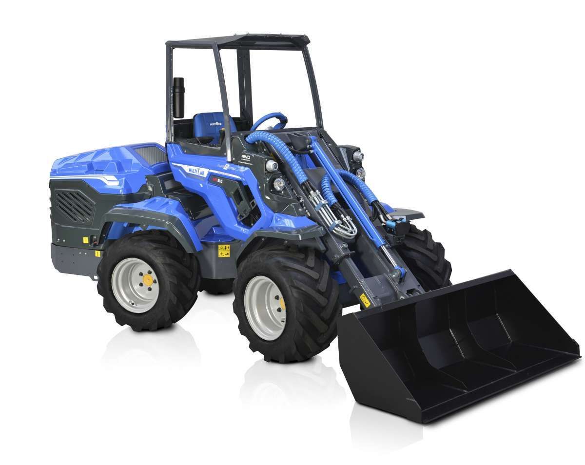 Multione seria 9 z łyżką Multione seria 9 tył prawa strona