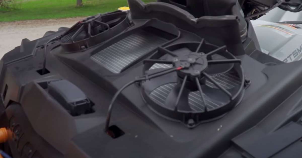Polaris Sportsman XP 1000 BLACK z silnikiem pro star